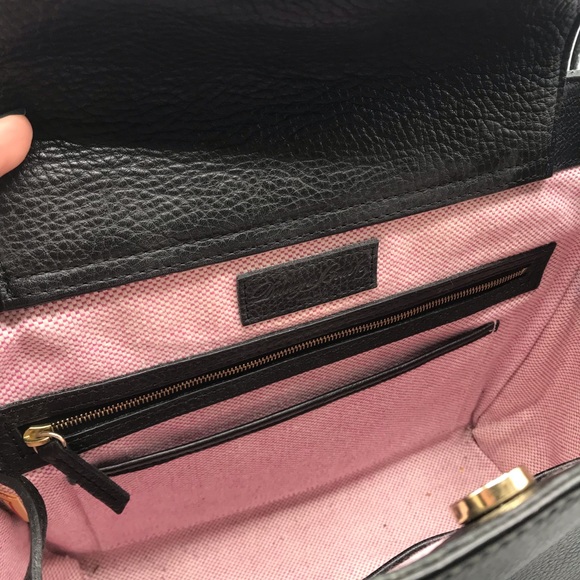 Classic Black Leather Dooney & Bourke Satchel - Picture 5 of 7